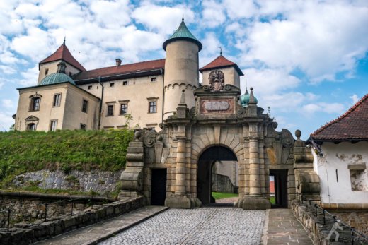 Zamek w Wiśniczu - brama wjazdowa